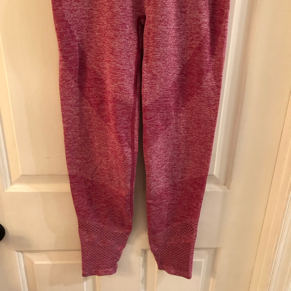 Victoria Secret PINK Seamless Leggings - Picture 3 of 10